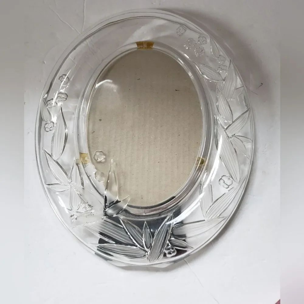 Oval Picture Frame - Picture 3 of 7